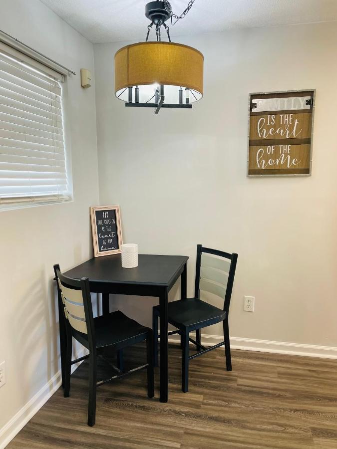 Spacious 1King Bd/2Queen Bd/* 1 Mile From I-85 Lexington Ngoại thất bức ảnh