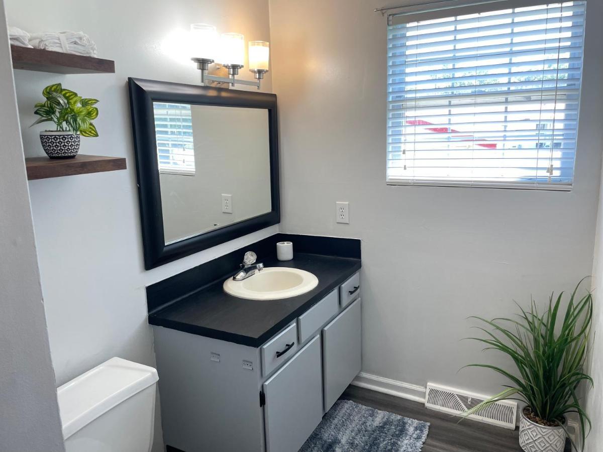 Spacious 1King Bd/2Queen Bd/* 1 Mile From I-85 Lexington Ngoại thất bức ảnh