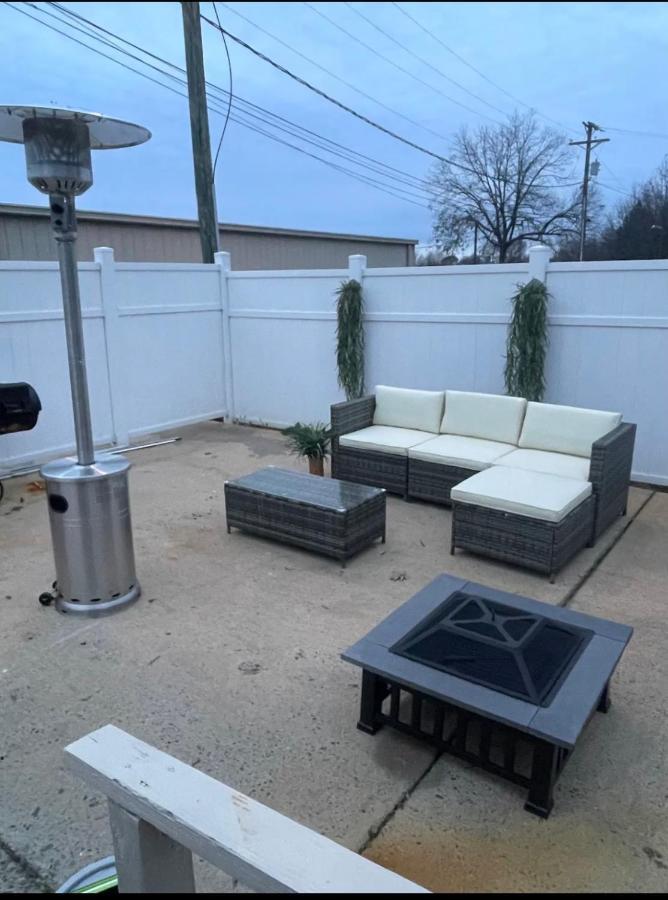 Spacious 1King Bd/2Queen Bd/* 1 Mile From I-85 Lexington Ngoại thất bức ảnh